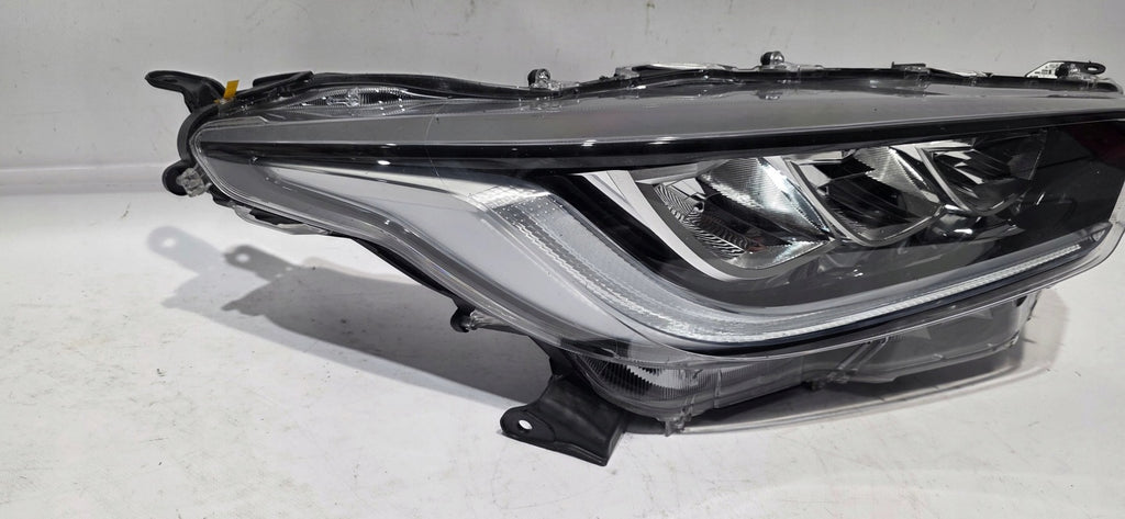 Frontscheinwerfer Toyota Yaris K0-8EU Rechts Scheinwerfer Headlight SCH3246779371ll