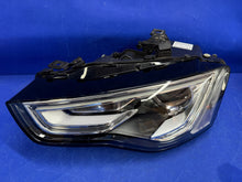 Load image into Gallery viewer, Frontscheinwerfer Audi A5 8T0941005C Xenon Ein Stück (Rechts oder Links)