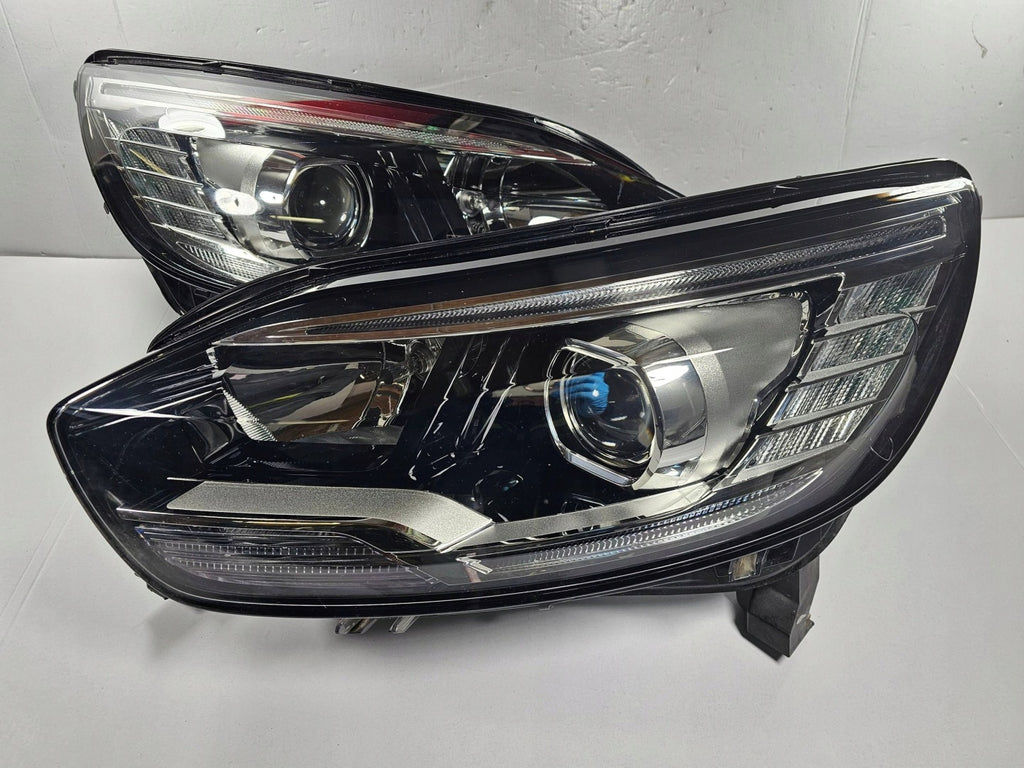 Frontscheinwerfer Renault Scenic 260606727R Ein Satz Scheinwerfer Headlight SCH2897397849ga