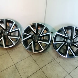 1x Alufelge 18 Zoll 8.0