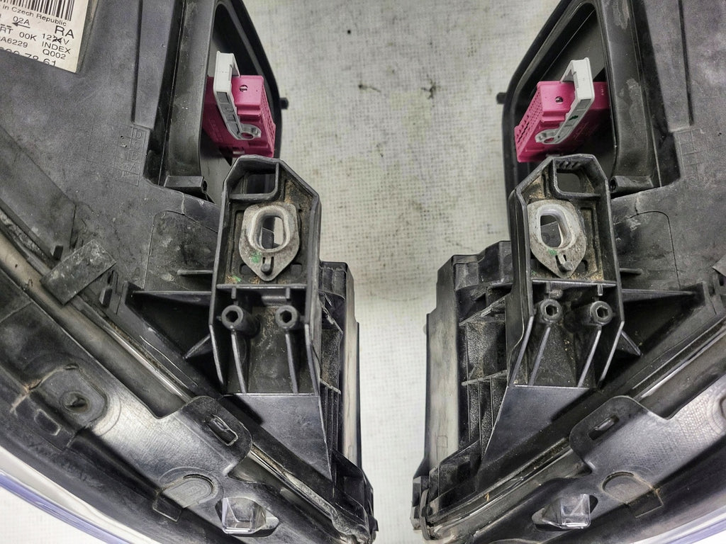 Frontscheinwerfer Mercedes-Benz W246 A2468207861 Xenon Ein Satz Headlight SCH1410197687ck