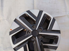 Load image into Gallery viewer, 1x Alufelge 17 Zoll 7.0&quot; 5x114.3 50ET 52910-DD100 Hyundai Kona Rim Wheel