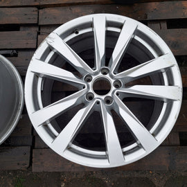 1x Alufelge 19 Zoll 8.5