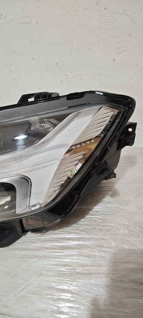 Frontscheinwerfer Volvo Xc60 32404709 LED Links Scheinwerfer Headlight SCH4117234417mb