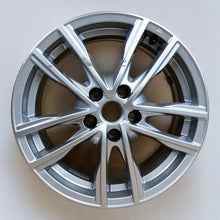 Laden Sie das Bild in den Galerie-Viewer, 1x Alufelge 17 Zoll 7.0&quot; 5x114.3 40ET KB409-4E260 Nissan Rim Wheel