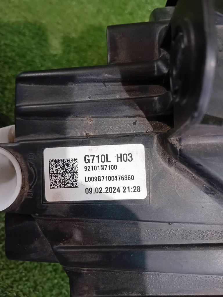 Frontscheinwerfer Hyundai Tucson CSC28336 Links Scheinwerfer Headlight SCH2563662214ei