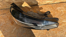Laden Sie das Bild in den Galerie-Viewer, Frontscheinwerfer Renault Clio V 260103507R Full LED Rechts Headlight SCH4145385415qb