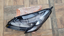 Load image into Gallery viewer, Frontscheinwerfer Opel Corsa E 13381335LH Links Scheinwerfer Headlight