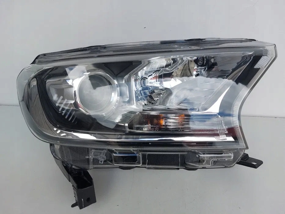 Frontscheinwerfer Ford Ranger Rechts Scheinwerfer Headlight