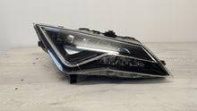 Laden Sie das Bild in den Galerie-Viewer, Frontscheinwerfer Seat Leon 5F1941008L LED Rechts Scheinwerfer Headlight
