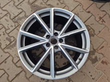 Load image into Gallery viewer, 1x Alufelge 20 Zoll 9.0&quot; 5x112 52ET Glanz Grau 8S0601025P Audi Mg Rim Wheel