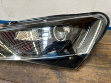 Laden Sie das Bild in den Galerie-Viewer, Frontscheinwerfer Skoda Superb III 3V1941015A Xenon Links Scheinwerfer Headlight SCH2886932931eq