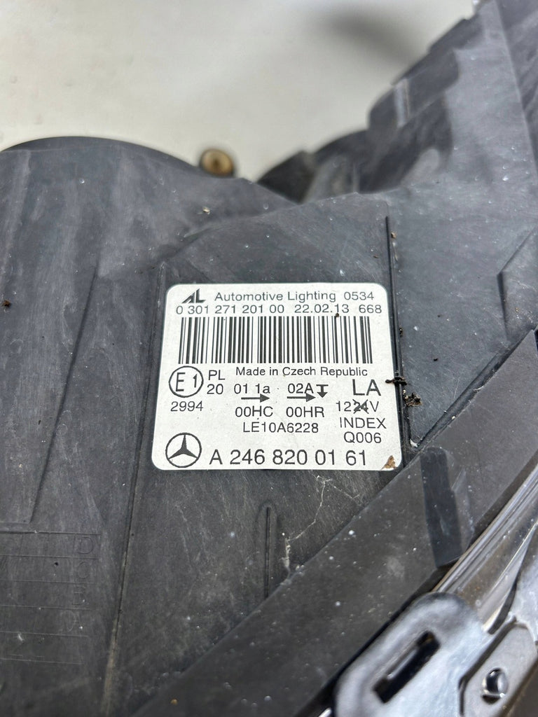 Frontscheinwerfer Mercedes-Benz W246 A246800161 Ein Satz Scheinwerfer Headlight SCH2014574156ji
