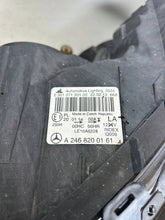 Laden Sie das Bild in den Galerie-Viewer, Frontscheinwerfer Mercedes-Benz W246 A246800161 Ein Satz Scheinwerfer Headlight SCH2014574156ji