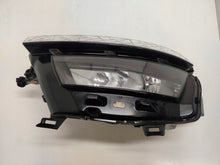 Load image into Gallery viewer, Frontscheinwerfer Skoda Kamiq 658941015 LED Ein Stück (Rechts oder Links) SCH7375042981gj