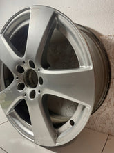 Laden Sie das Bild in den Galerie-Viewer, 1x Alufelge 17 Zoll 7.0" 5x112 A2054015500 Mercedes-Benz W205 Rim Wheel FEL1171748514lu