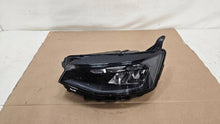 Laden Sie das Bild in den Galerie-Viewer, Frontscheinwerfer VW Transporter S741-13E015-AD Full LED Rechts oder Links