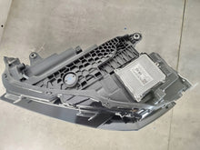 Laden Sie das Bild in den Galerie-Viewer, Frontscheinwerfer Skoda Superb 3P1941016A Rechts Scheinwerfer Headlight SCH3475862203mx