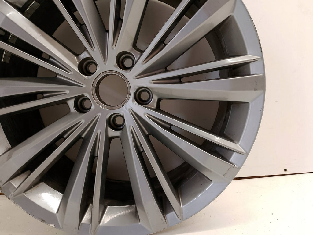 1x Alufelge 18 Zoll 8.0" 5x112 44ET 3G0601025 VW Passat B8 Rim Wheel FEL9983523128bl