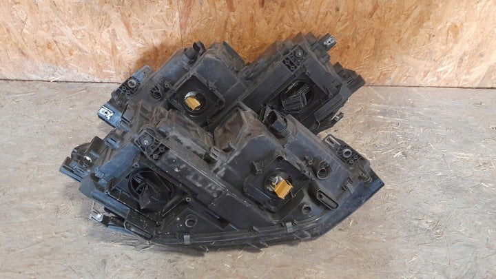 Frontscheinwerfer VW Touran LED Ein Satz Scheinwerfer Headlight SCH2363908423gp