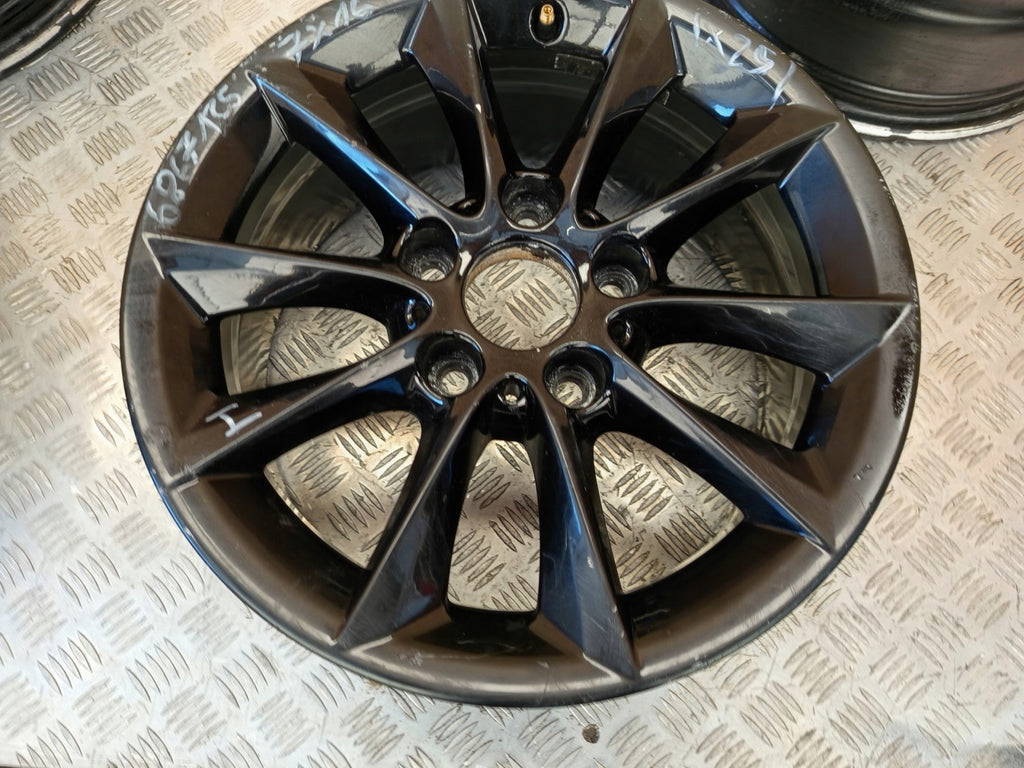 1x Alufelge 16 Zoll 7.0" 5x120 40ET Glanz Schwarz 6867125 BMW 1 F21 F20 FEL7729538470rf