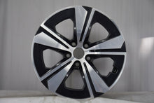 Load image into Gallery viewer, 1x Alufelge 17 Zoll 7.5" 5x112 30ET Glanz 6896764 BMW Mg Rim Wheel FEL8146980785qp