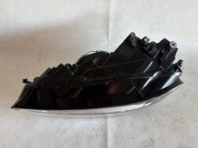 Load image into Gallery viewer, Frontscheinwerfer VW Golf Sportsvan 517941033 Xenon Links Scheinwerfer Headlight SCH9015882046zg