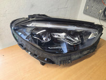 Laden Sie das Bild in den Galerie-Viewer, Frontscheinwerfer Mercedes-Benz W206 A2069060803 LED Rechts Headlight SCH6447605112vp