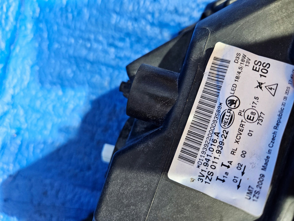 Frontscheinwerfer Skoda Superb III 3V1941016A Bi-Xenon Rechts Headlight