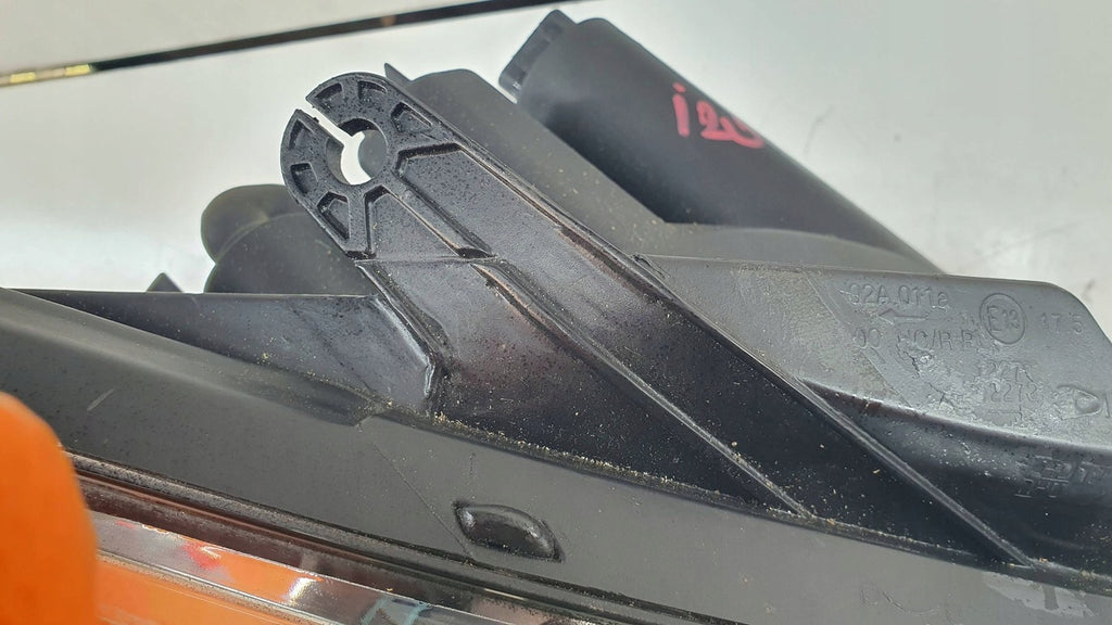 Frontscheinwerfer Hyundai I20 9102-1J0XX Rechts Scheinwerfer Headlight