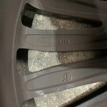 Laden Sie das Bild in den Galerie-Viewer, 1x Alufelge 18 Zoll 7.5&quot; 5x112 A2054010900 Mercedes-Benz W205 Rim Wheel