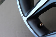 Laden Sie das Bild in den Galerie-Viewer, 1x Alufelge 18 Zoll 7.5&quot; 4x108 42 5ET K1BJ-C1A Ford Fiesta Ecosport Rim Wheel