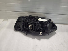 Laden Sie das Bild in den Galerie-Viewer, Frontscheinwerfer Mercedes-Benz W177 A1779065303 Links Scheinwerfer Headlight SCH8803844029le