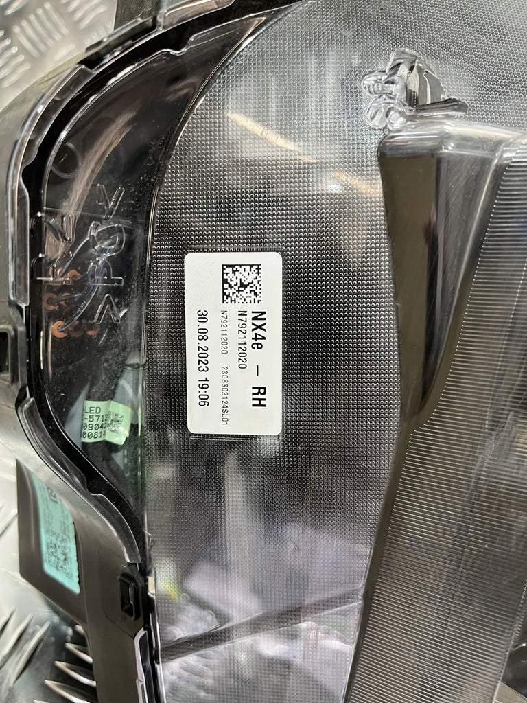 Frontscheinwerfer Hyundai Tucson N7921-62120 Rechts Scheinwerfer Headlight