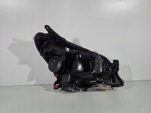 Laden Sie das Bild in den Galerie-Viewer, Frontscheinwerfer Opel Astra H 103419012063 Xenon Links Scheinwerfer Headlight SCH9553342931tx