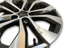 Load image into Gallery viewer, 1x Alufelge 17 Zoll 7.0" 5x114.3 43ET 403000483R Renault Megane Van 1 Fluence FEL6680218555kg