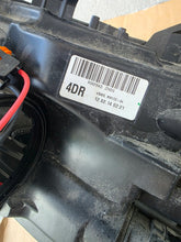 Laden Sie das Bild in den Galerie-Viewer, Frontscheinwerfer Mitsubishi Outlander III Ein Satz Scheinwerfer Headlight