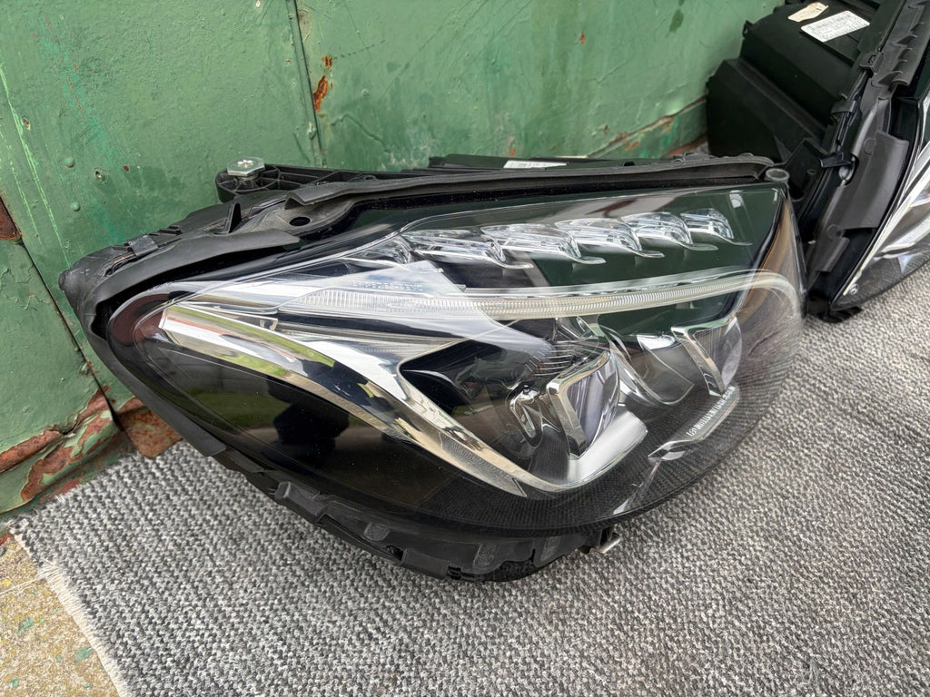 Frontscheinwerfer Mercedes-Benz W205 A2059068701 A2059068801 Ein Satz Headlight SCH5913856923an