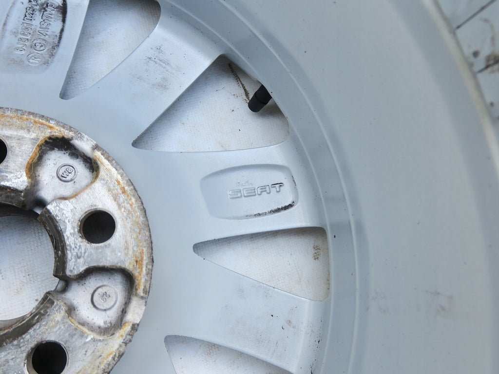 1x Alufelge 15 Zoll 6.0" 5x100 38ET 6J0601025M Seat Ibiza Rim Wheel