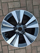 Laden Sie das Bild in den Galerie-Viewer, 1x Alufelge 17 Zoll 6.5" 5x114.3 45ET Glanz N50701 Nissan Pulsar Rim Wheel FEL5554125392rs