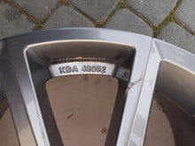 Laden Sie das Bild in den Galerie-Viewer, 1x Alufelge 17 Zoll 7.5" 5x114.3 50ET Glanz Silber KBA48952 Mazda Cx30 Rim Wheel FEL6357461301ev