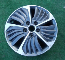 Load image into Gallery viewer, 1x Alufelge 16 Zoll 6.5" 5x114.3 50ET 52910G2700 Hyundai Ioniq Rim Wheel FEL8943025102vs