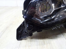 Laden Sie das Bild in den Galerie-Viewer, Frontscheinwerfer Peugeot 208 II 9833036380 73313327 Links Headlight