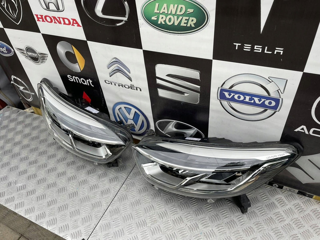 Frontscheinwerfer Renault Captur I 260107244R 260606152R LED Rechts oder Links