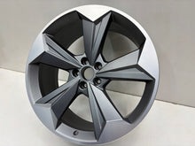 Laden Sie das Bild in den Galerie-Viewer, 1x Alufelge 21 Zoll 9.0" 5x112 42ET 89A601025R Audi E-Tron Sportback Q4 FEL6511908712lt