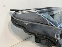 Laden Sie das Bild in den Galerie-Viewer, Frontscheinwerfer Toyota IV Full LED Rechts Scheinwerfer Headlight SCH7626807946qs