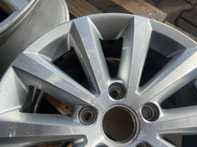 Laden Sie das Bild in den Galerie-Viewer, 1x Alufelge 16 Zoll 2K5601025E VW Caddy Rim Wheel FEL3050900214fq