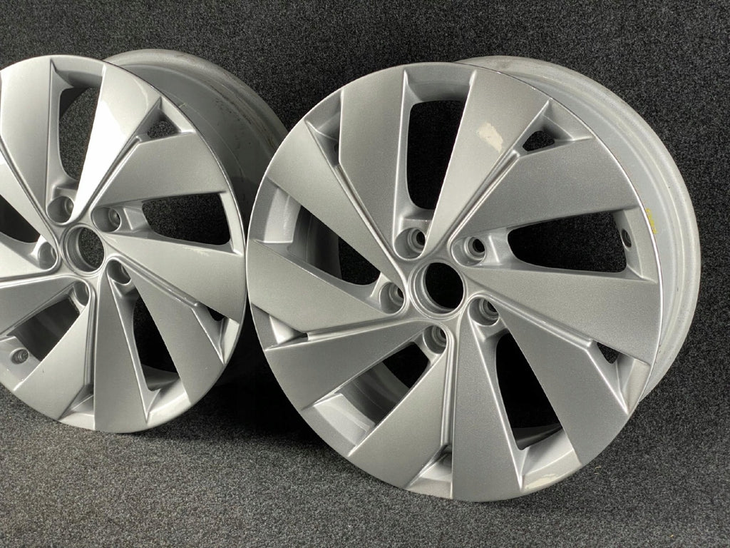1x Alufelge 17 Zoll 6.5" 5x112 46ET 5H0601025B VW Golf Viii Rim Wheel FEL5955355986co