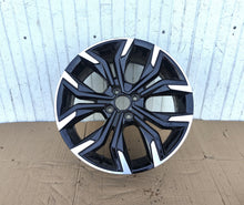 Laden Sie das Bild in den Galerie-Viewer, 1x Alufelge 17 Zoll 7.0" 4x114.3 403003526R Renault Clio I Rim Wheel FEL5748852812hu