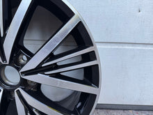 Laden Sie das Bild in den Galerie-Viewer, 1x Alufelge 17 Zoll 7.0" 5x112 54ET Glanz Schwarz 5K0601025AS VW Golf VI I Caddy FEL7115469434oa